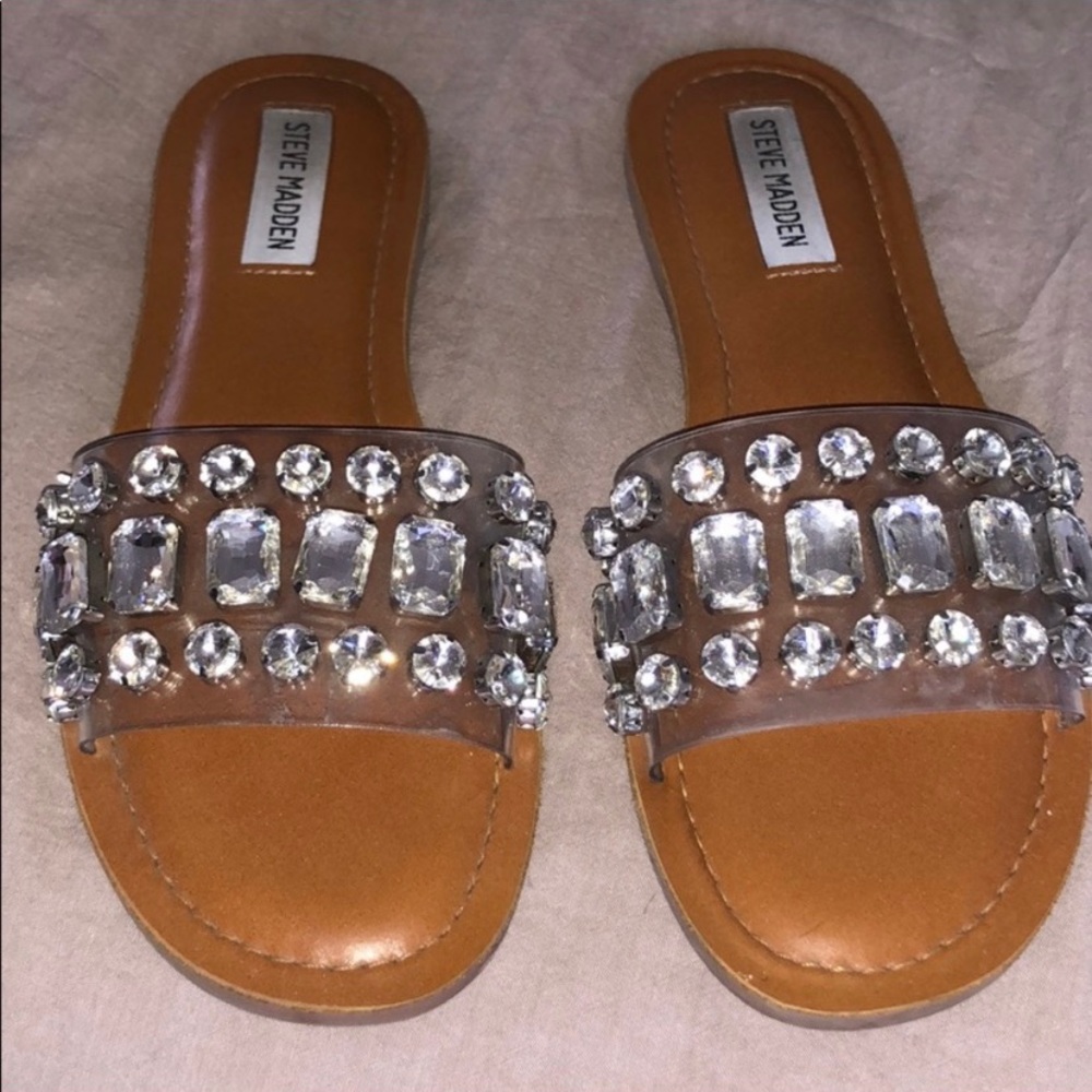 SOLD OUT Steve Madden Crystal Slides 8